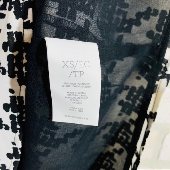 Cabi Style 3090 Broken Check Sleeveless Top - Picture 5 of 7